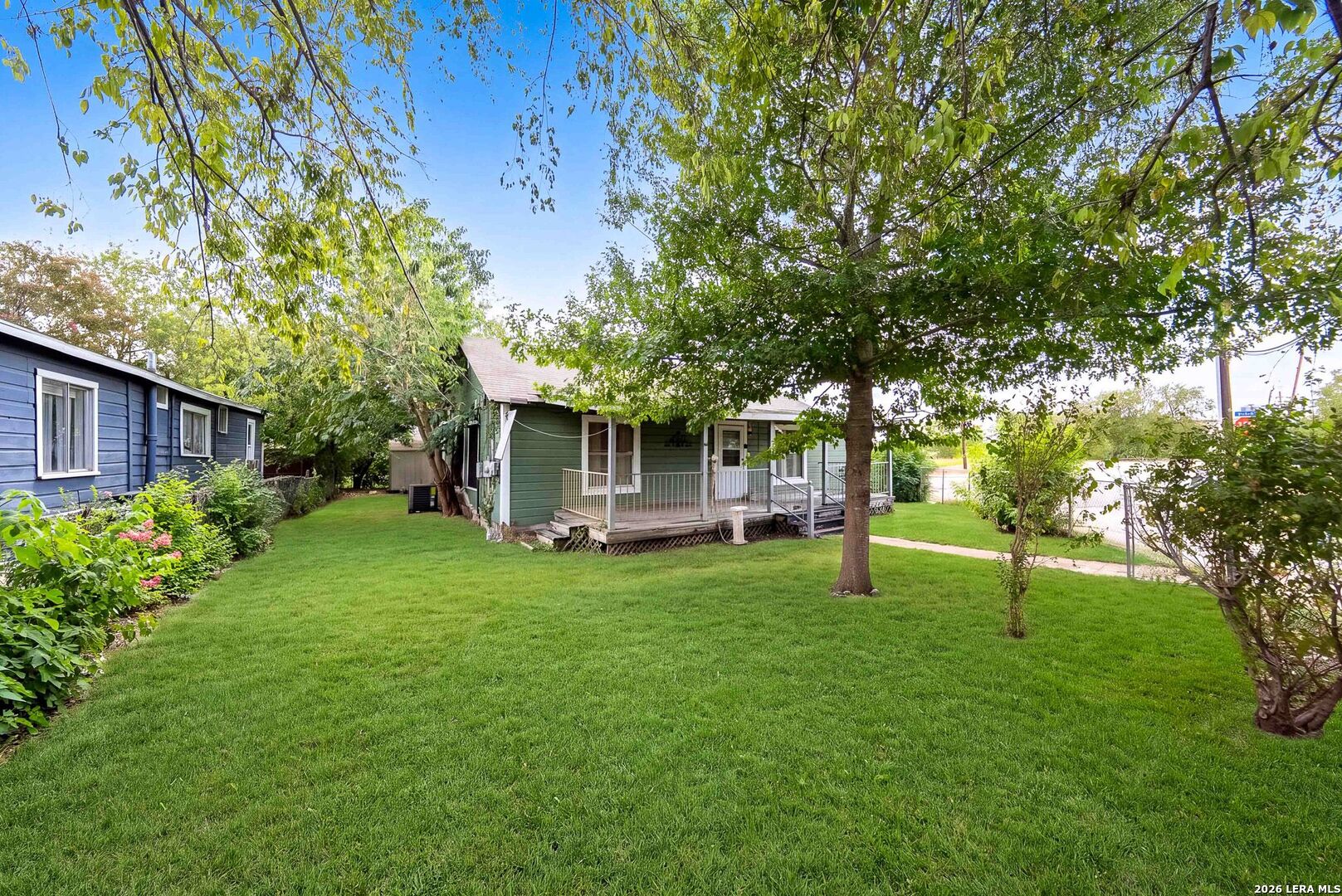 main property photo 24