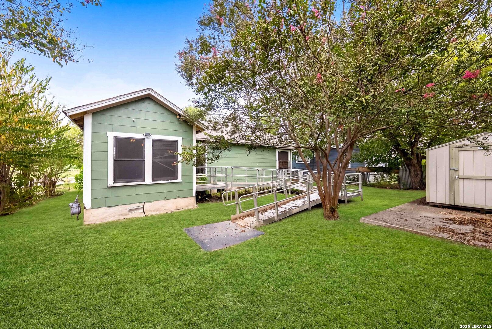 main property photo 26