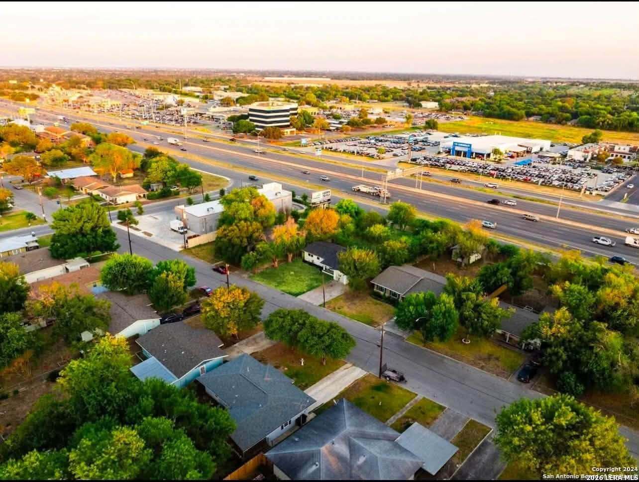 main property photo 8