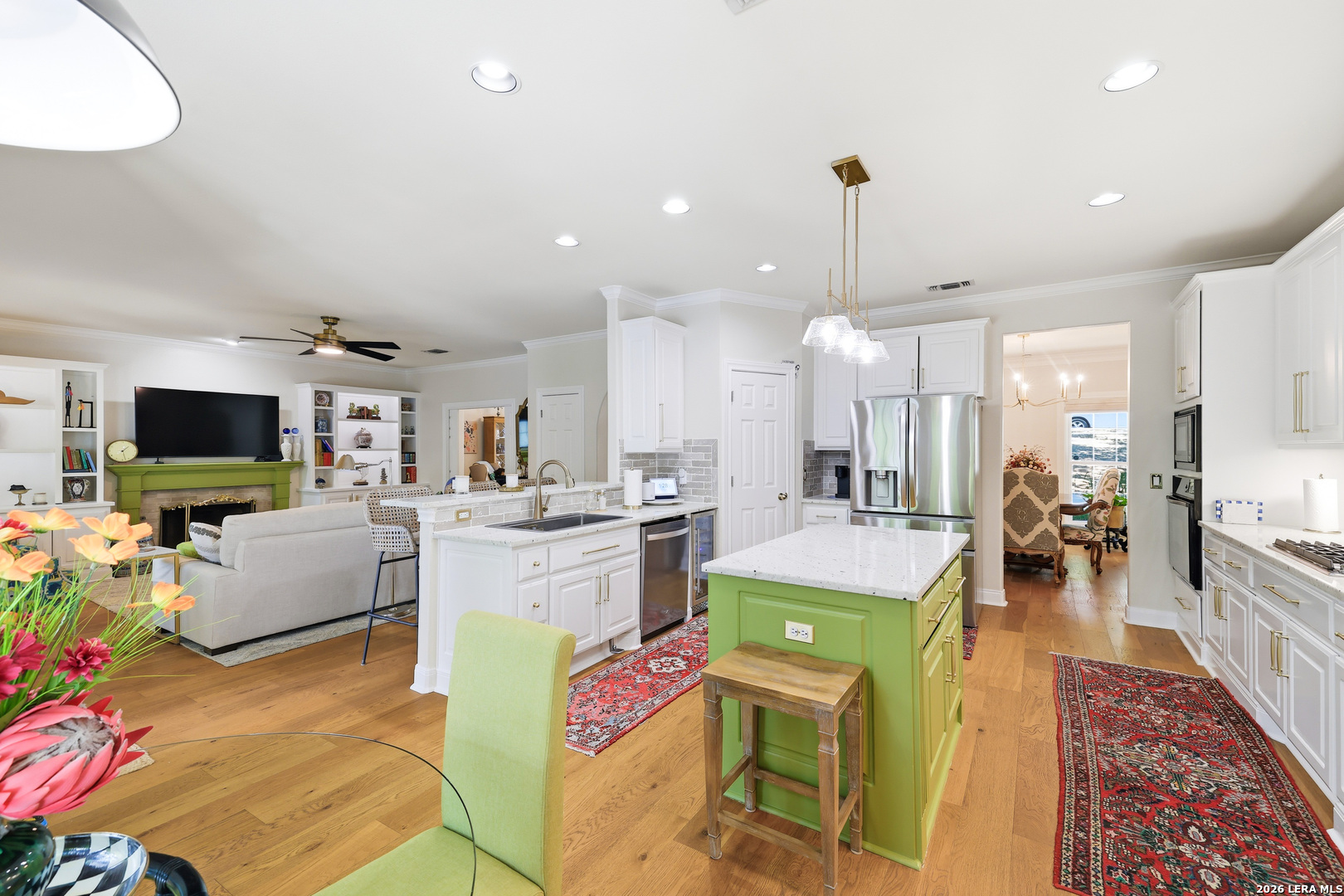 main property photo 18