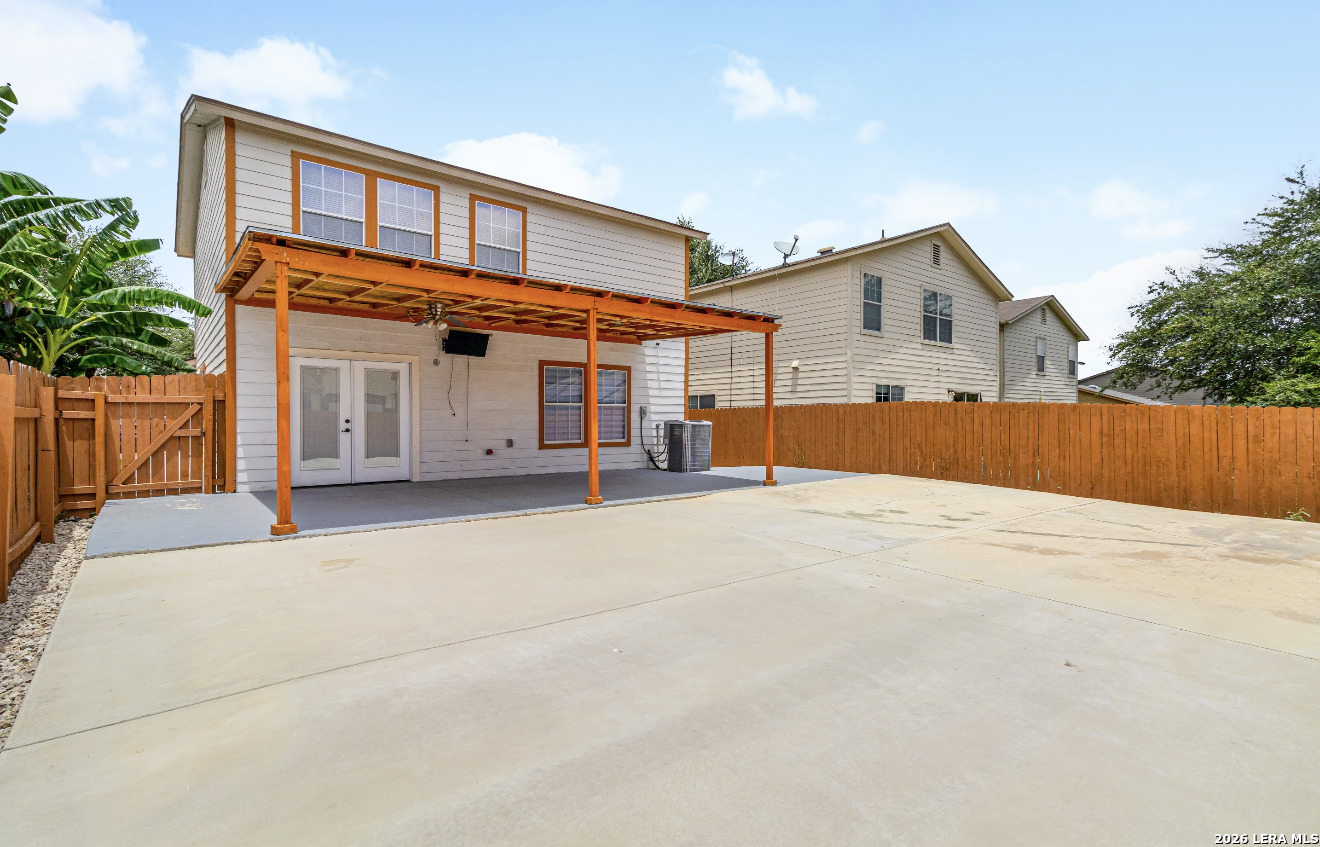 main property photo 16