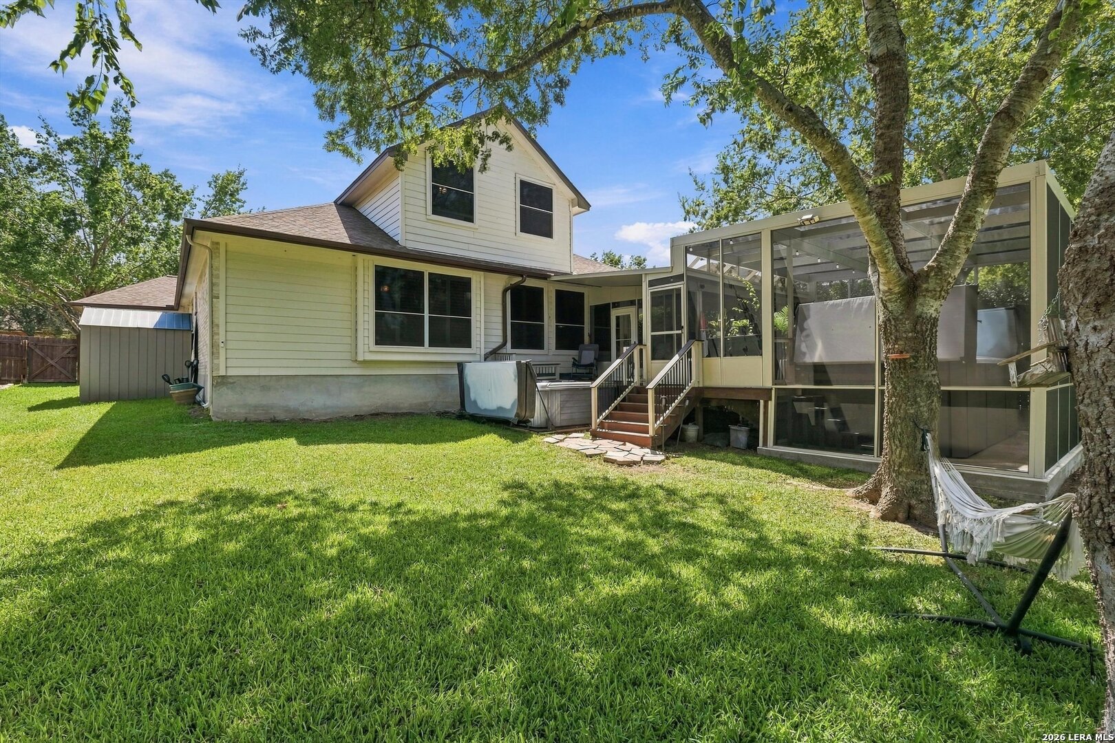 main property photo 30
