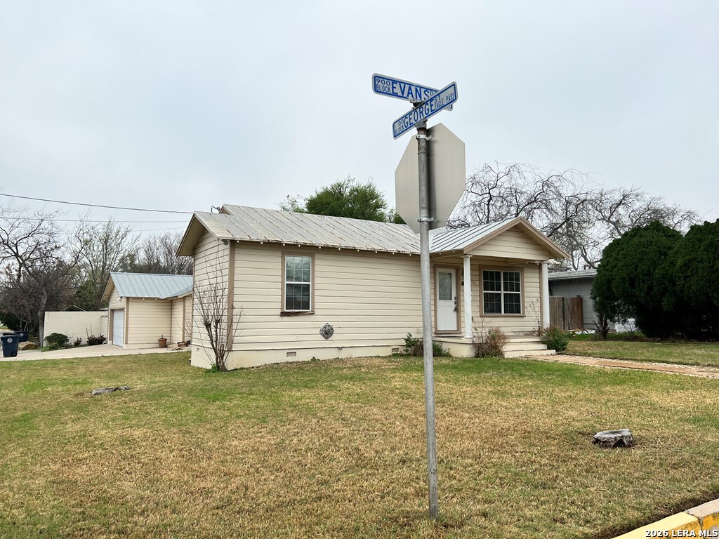 main property photo 2