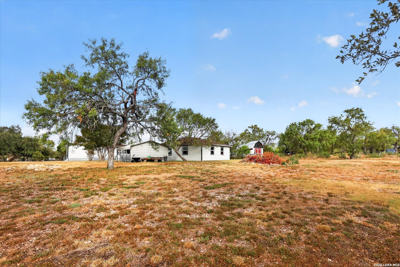 main property photo 41