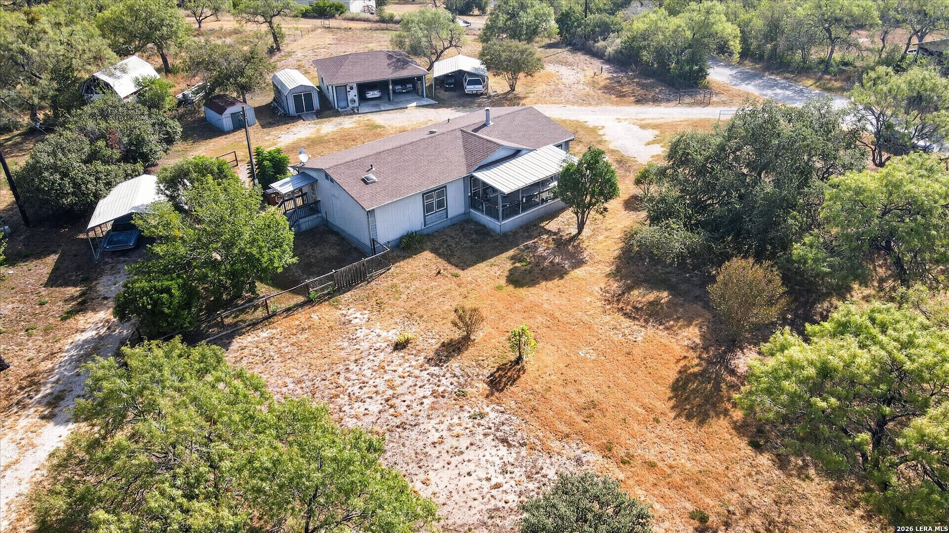 main property photo 44