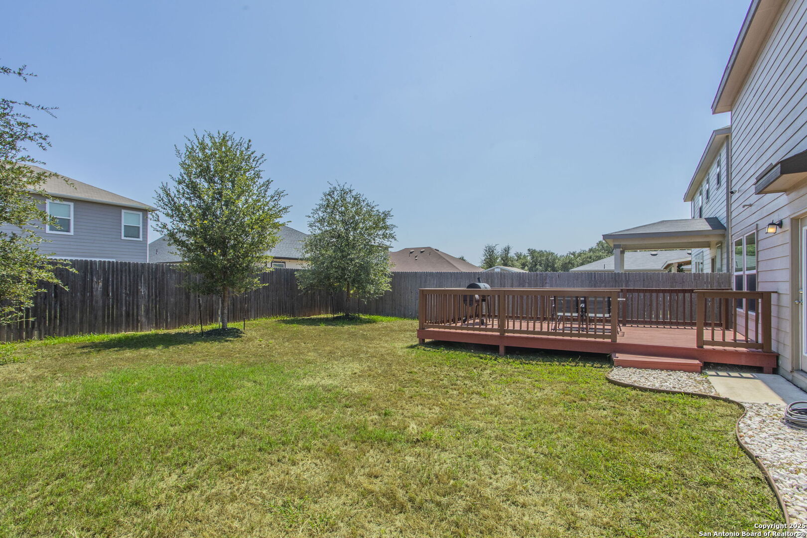 main property photo 31