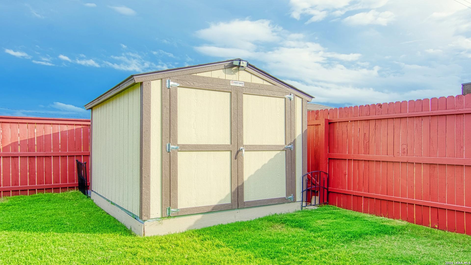 main property photo 42