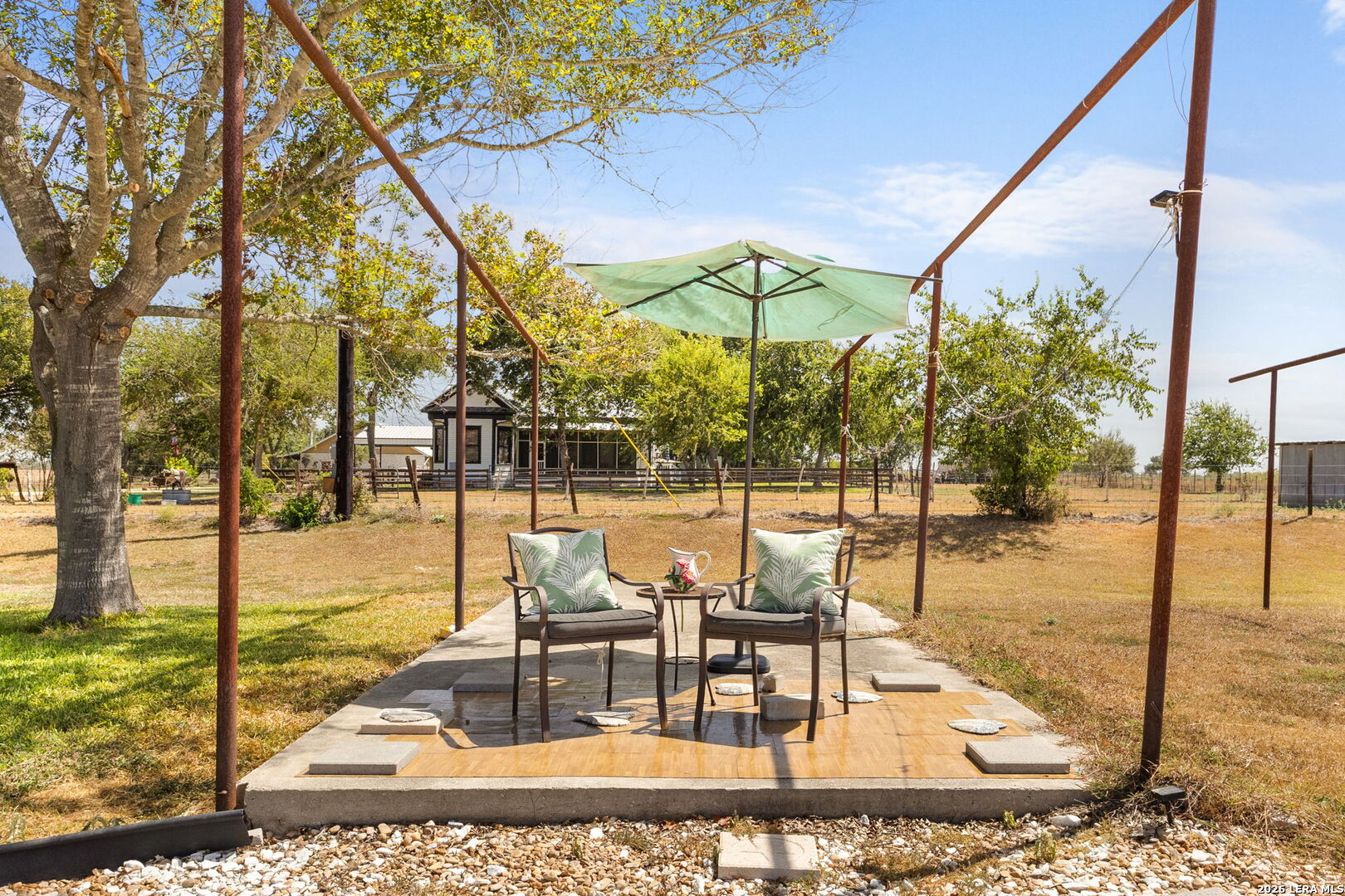 main property photo 15
