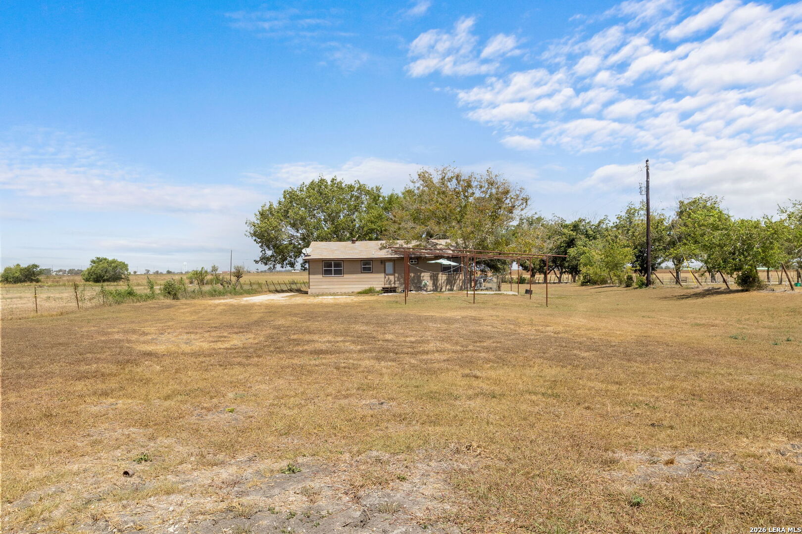 main property photo 24