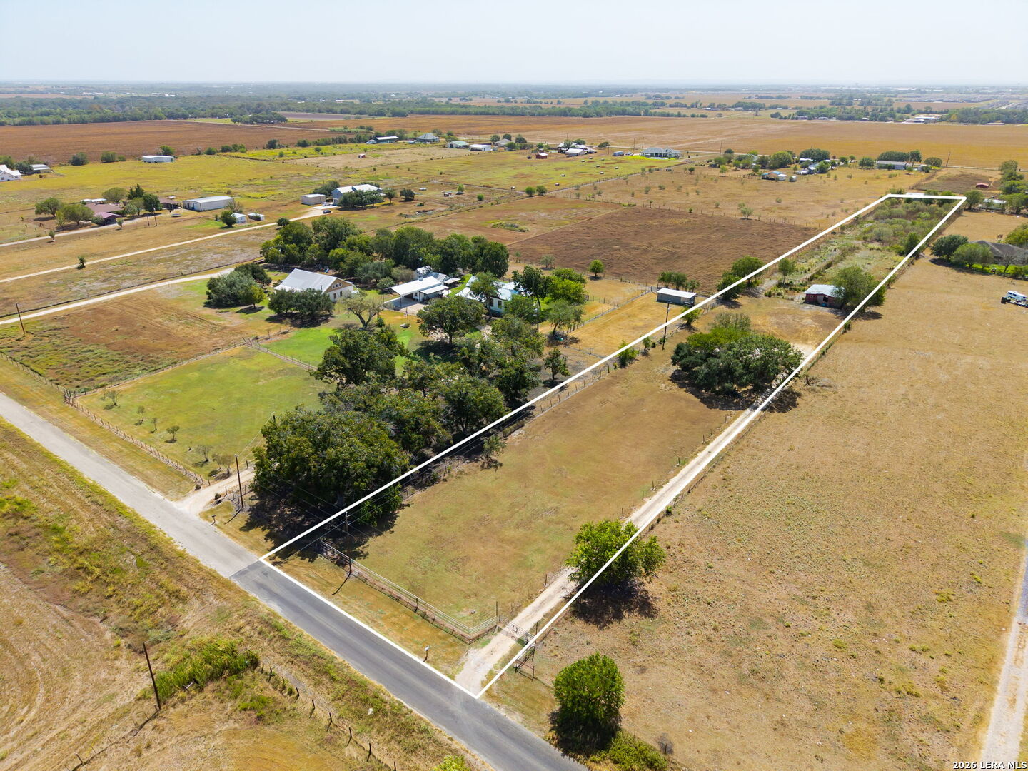 main property photo 27