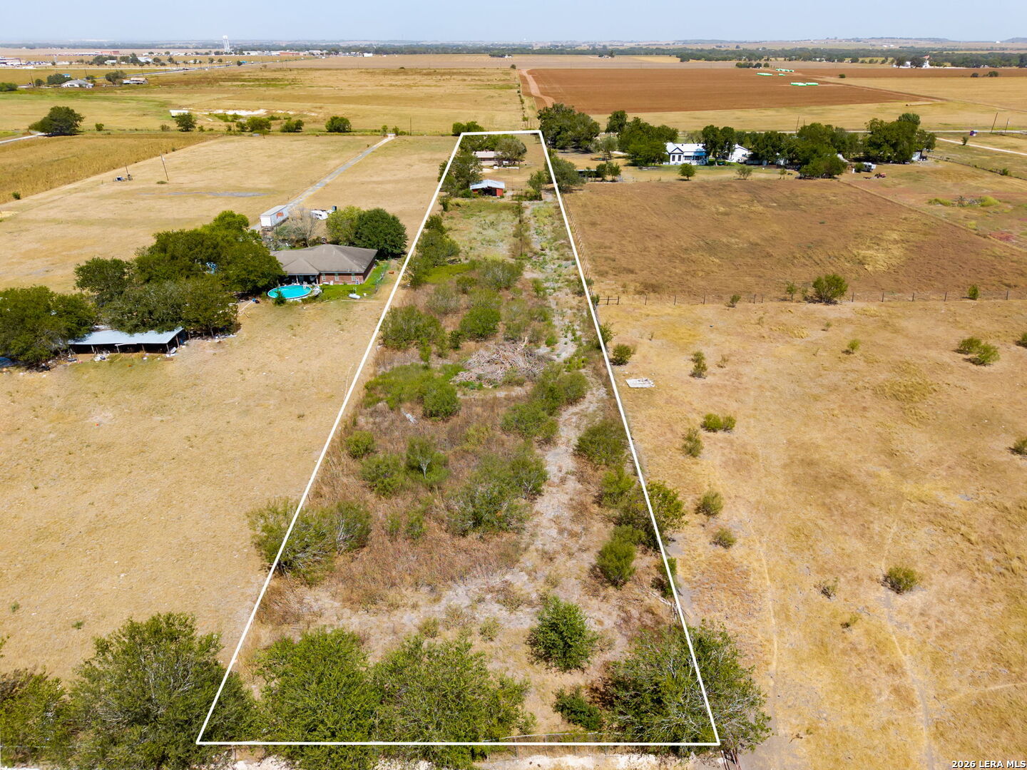 main property photo 30