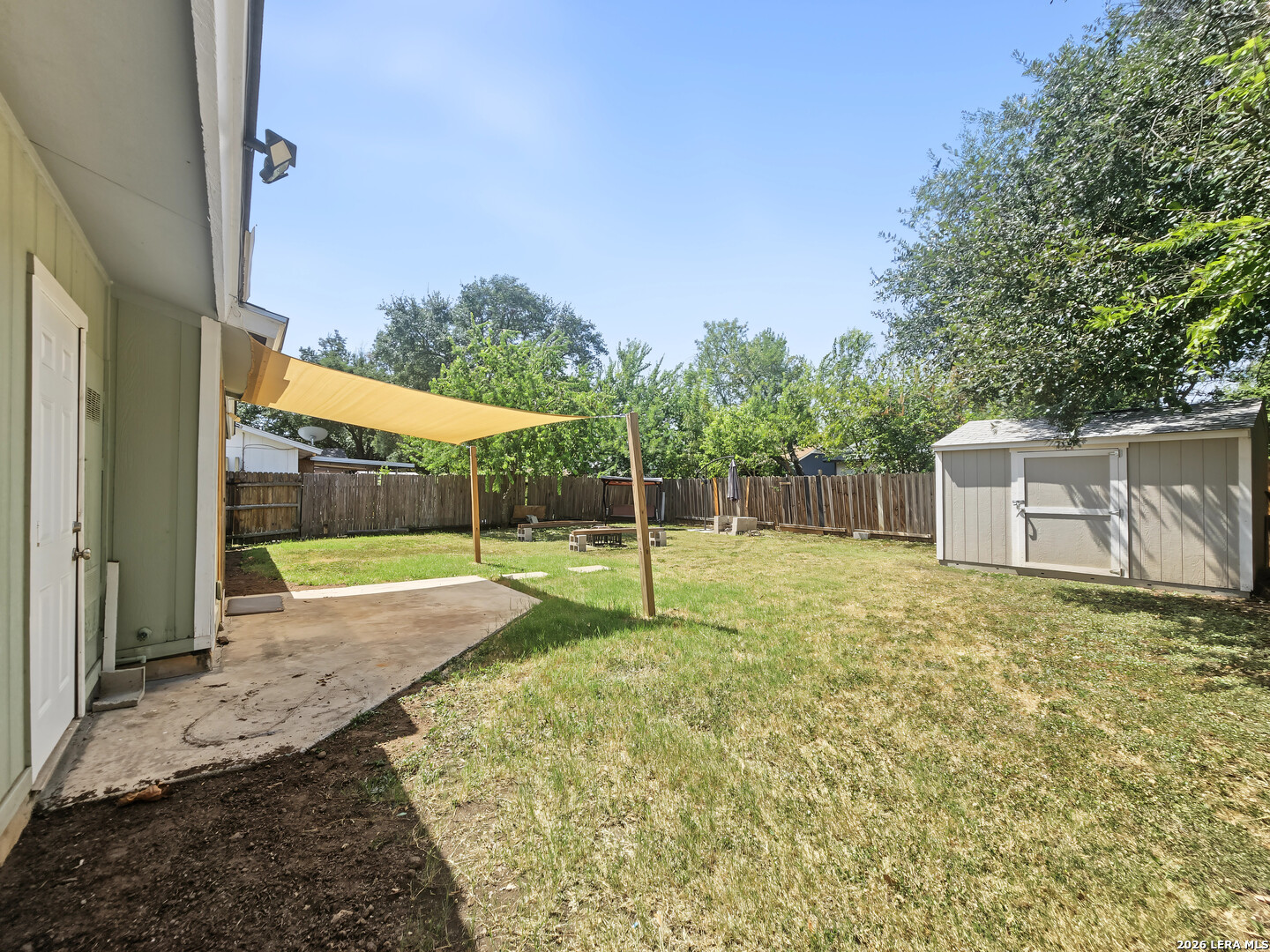 main property photo 19