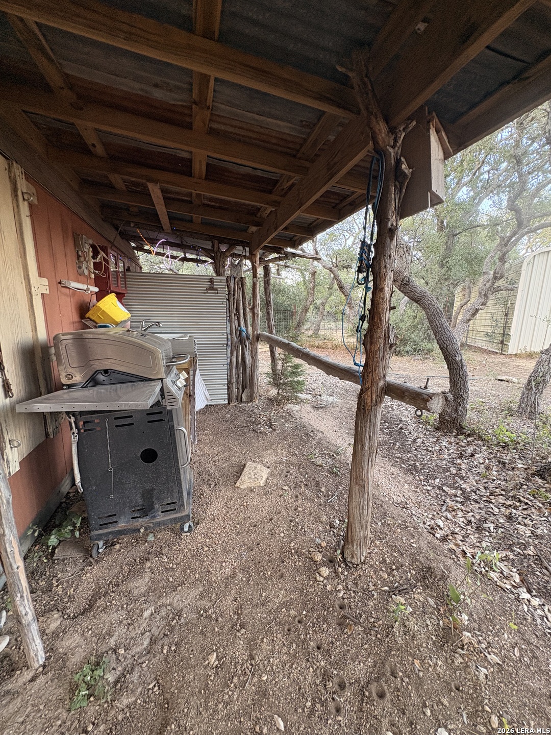 main property photo 14