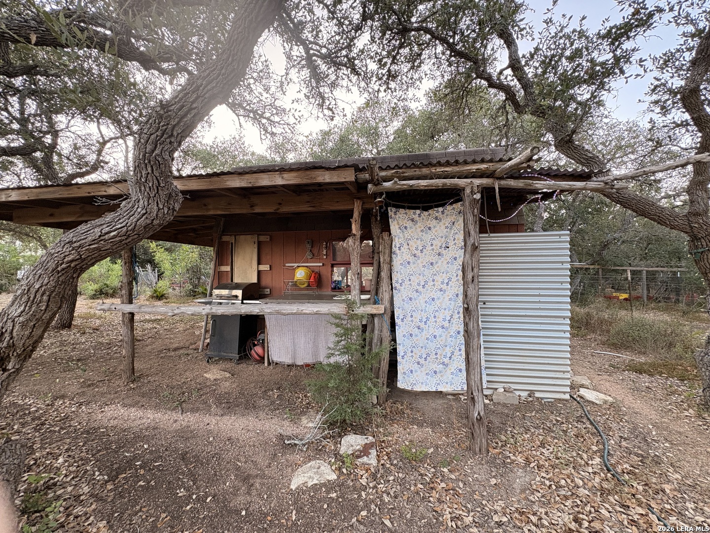 main property photo 17