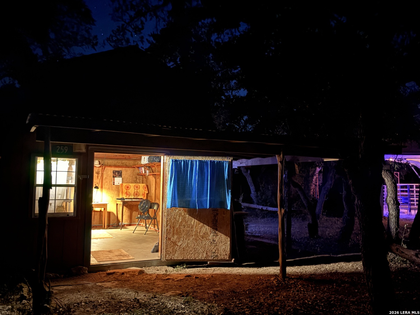 main property photo 18