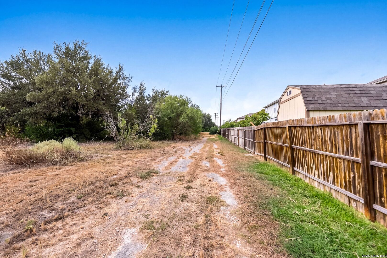 main property photo 59