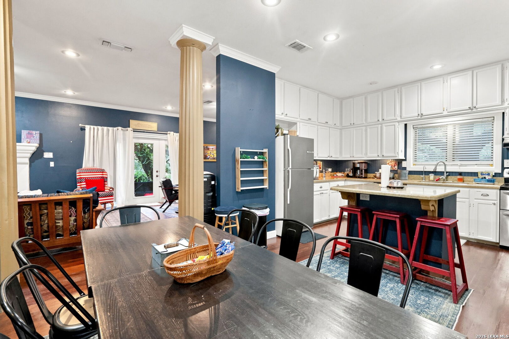 main property photo 27