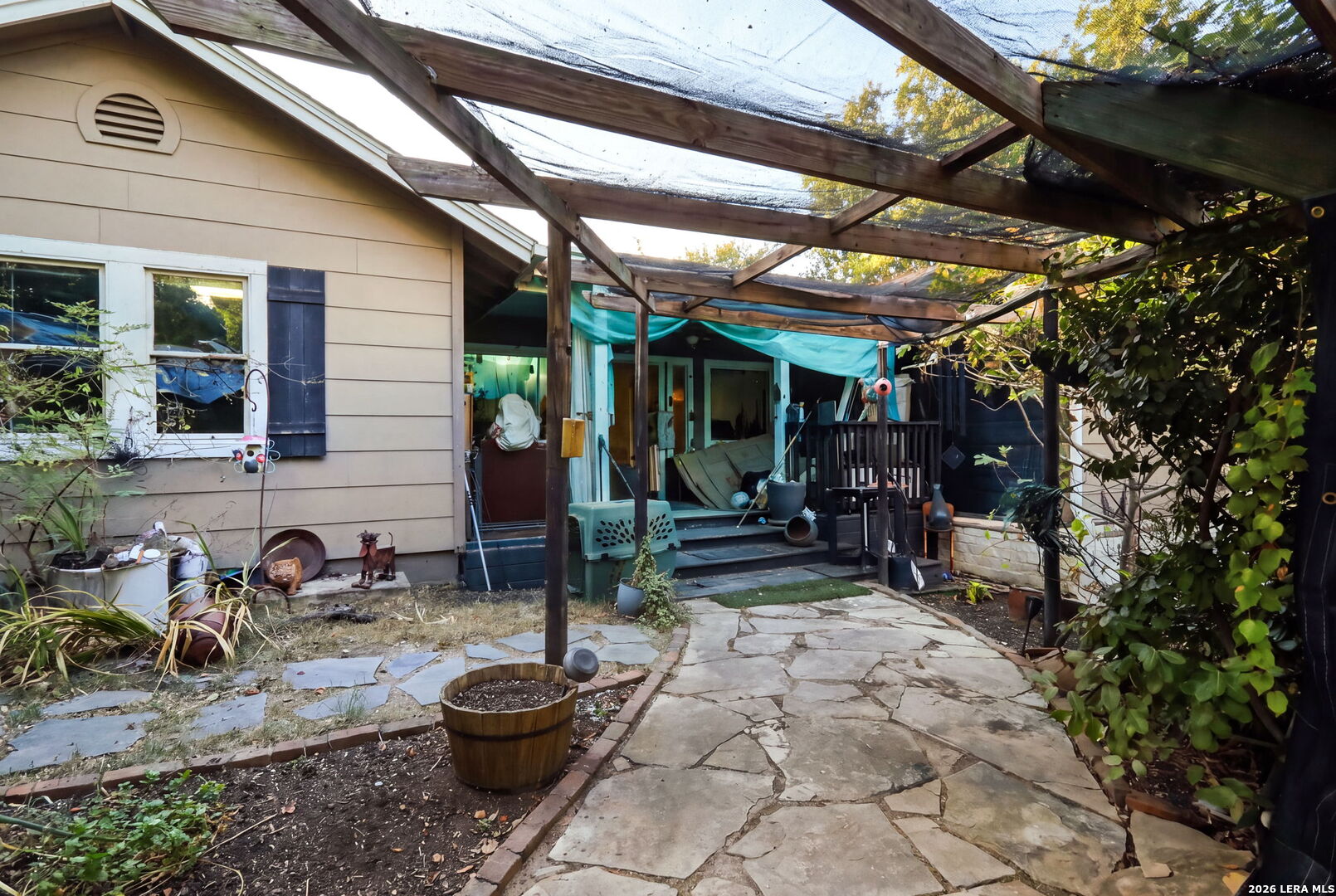 main property photo 45