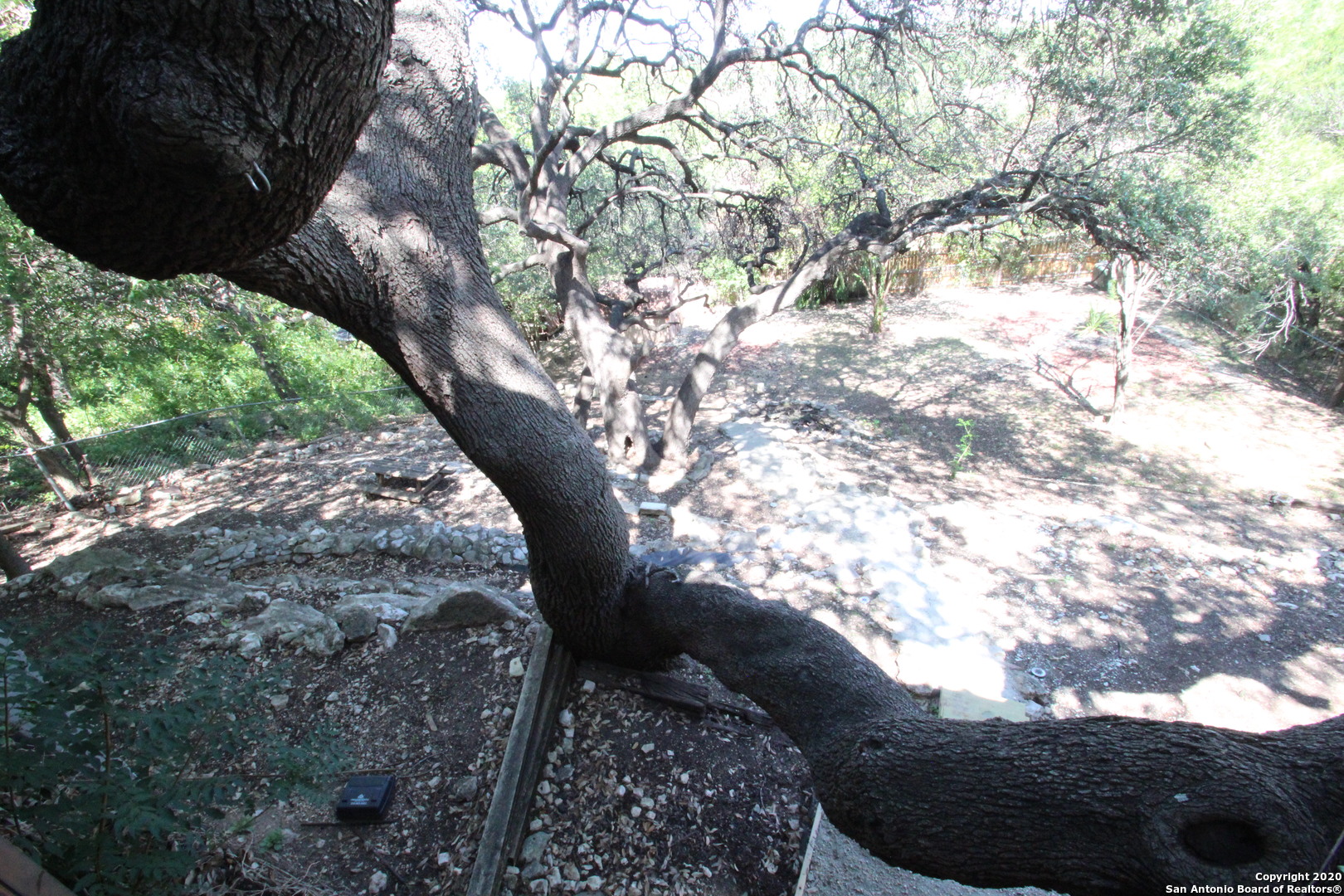 main property photo 37