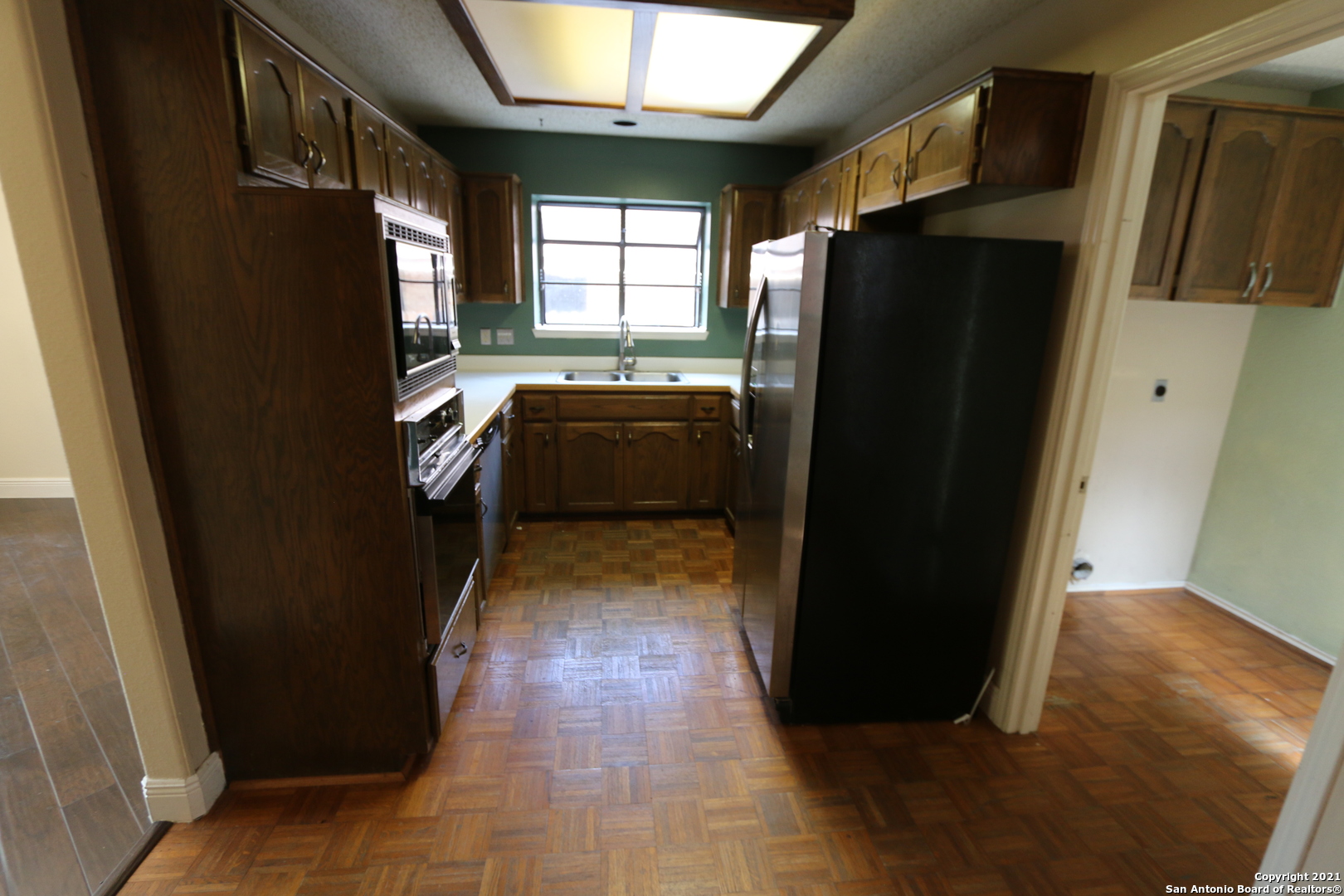 main property photo 19