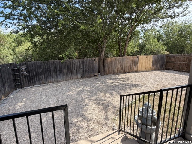 main property photo 31