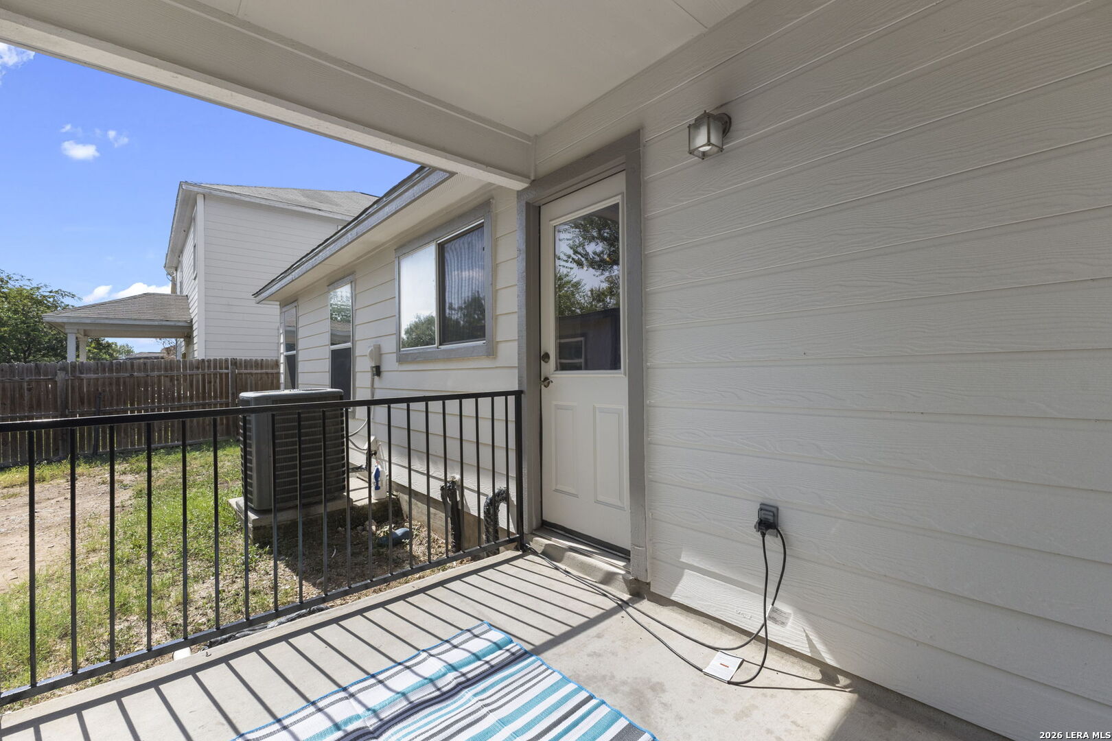 main property photo 40
