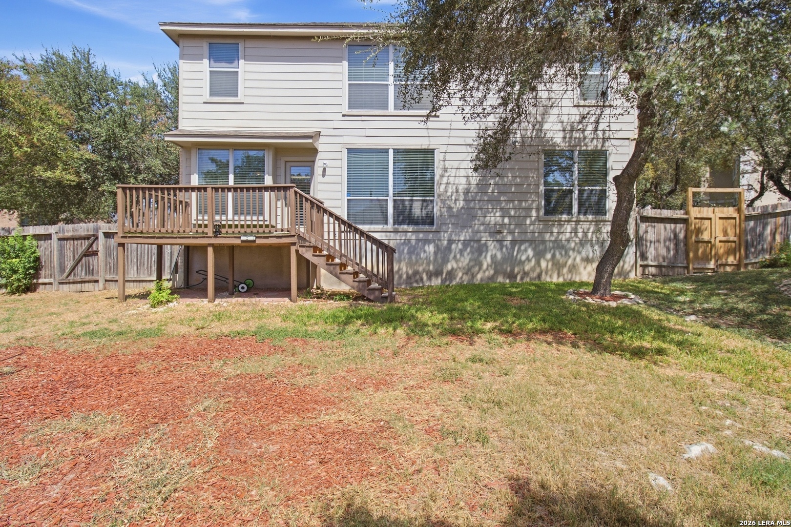 main property photo 40
