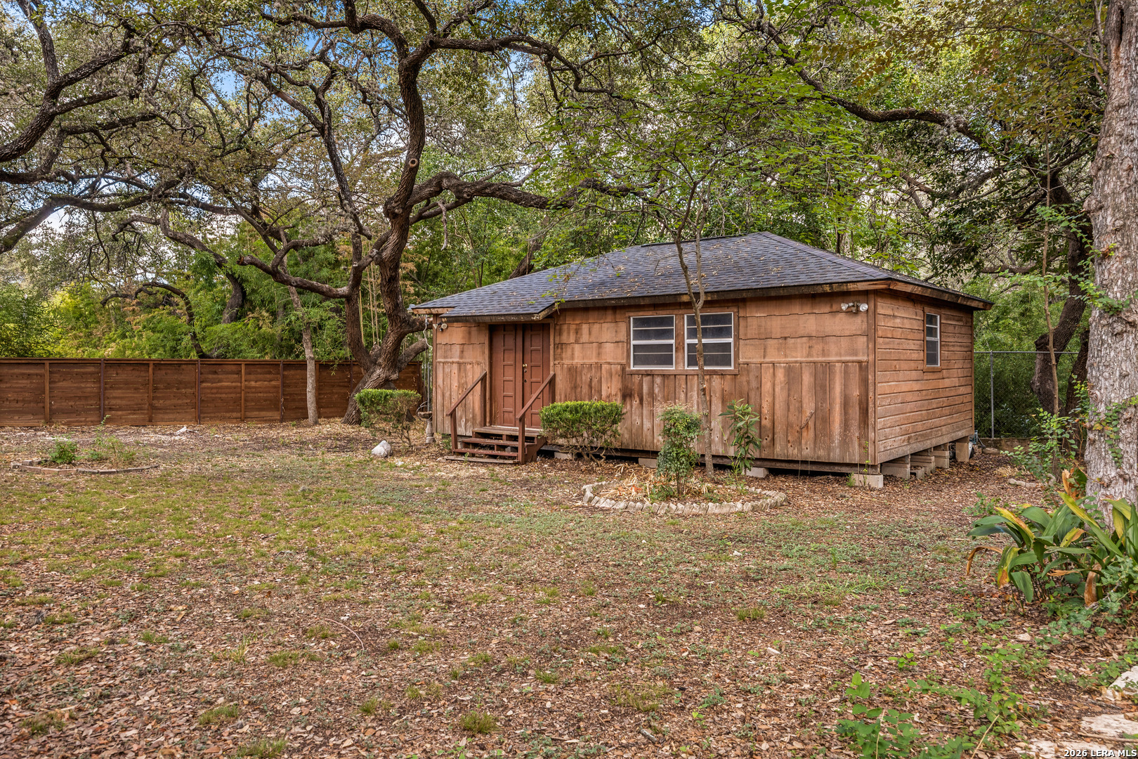 main property photo 45