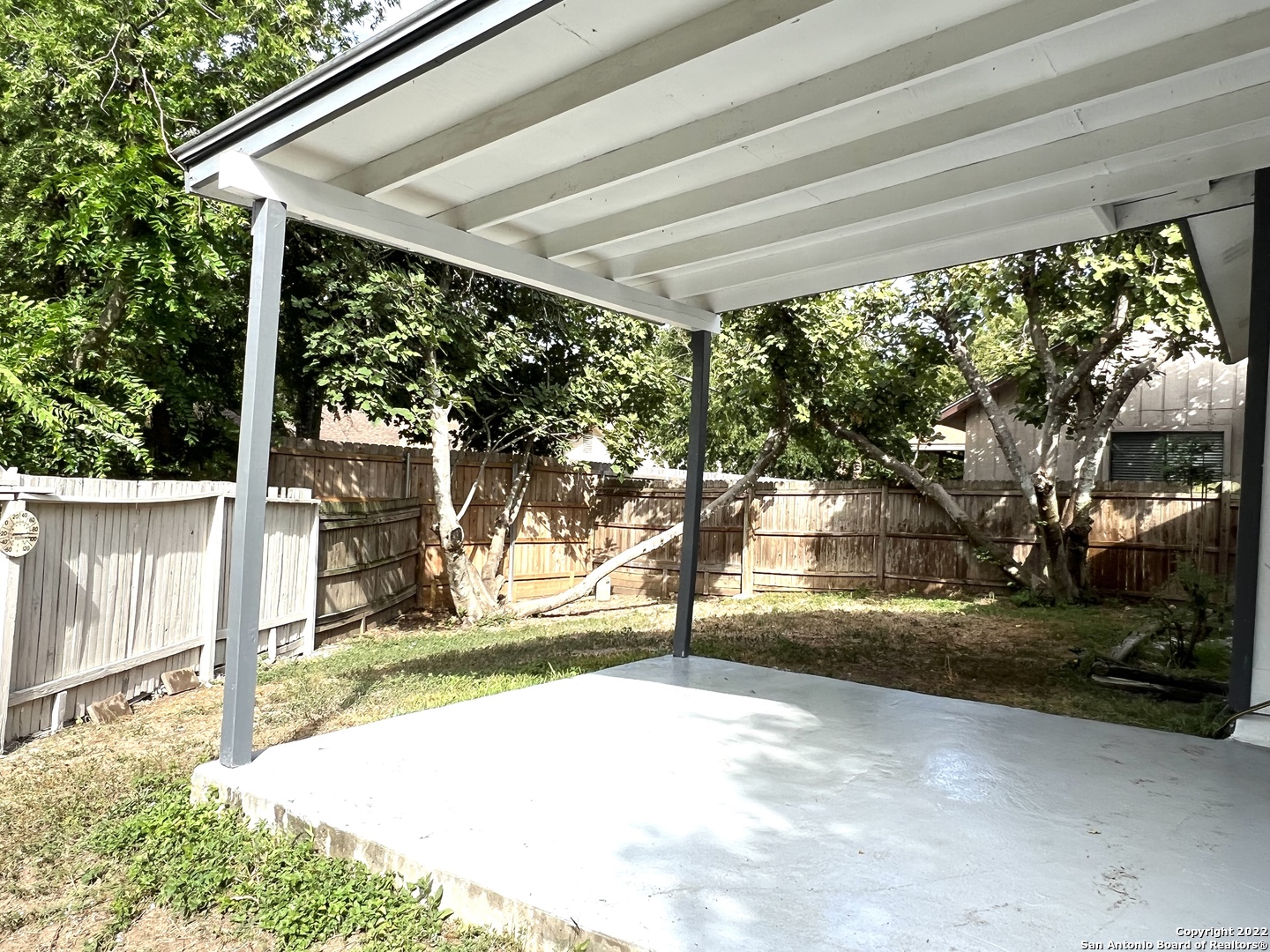 main property photo 22