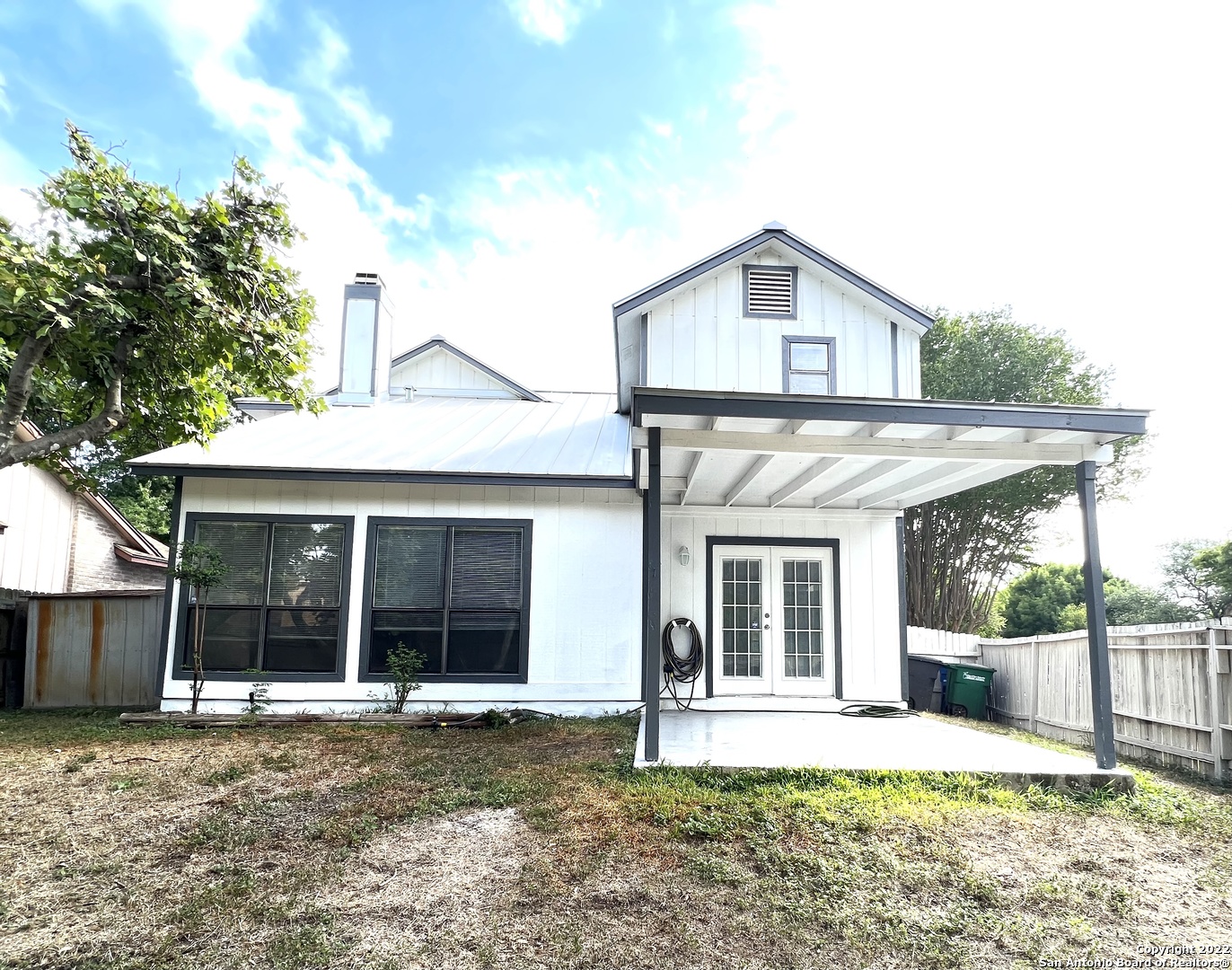 main property photo 24