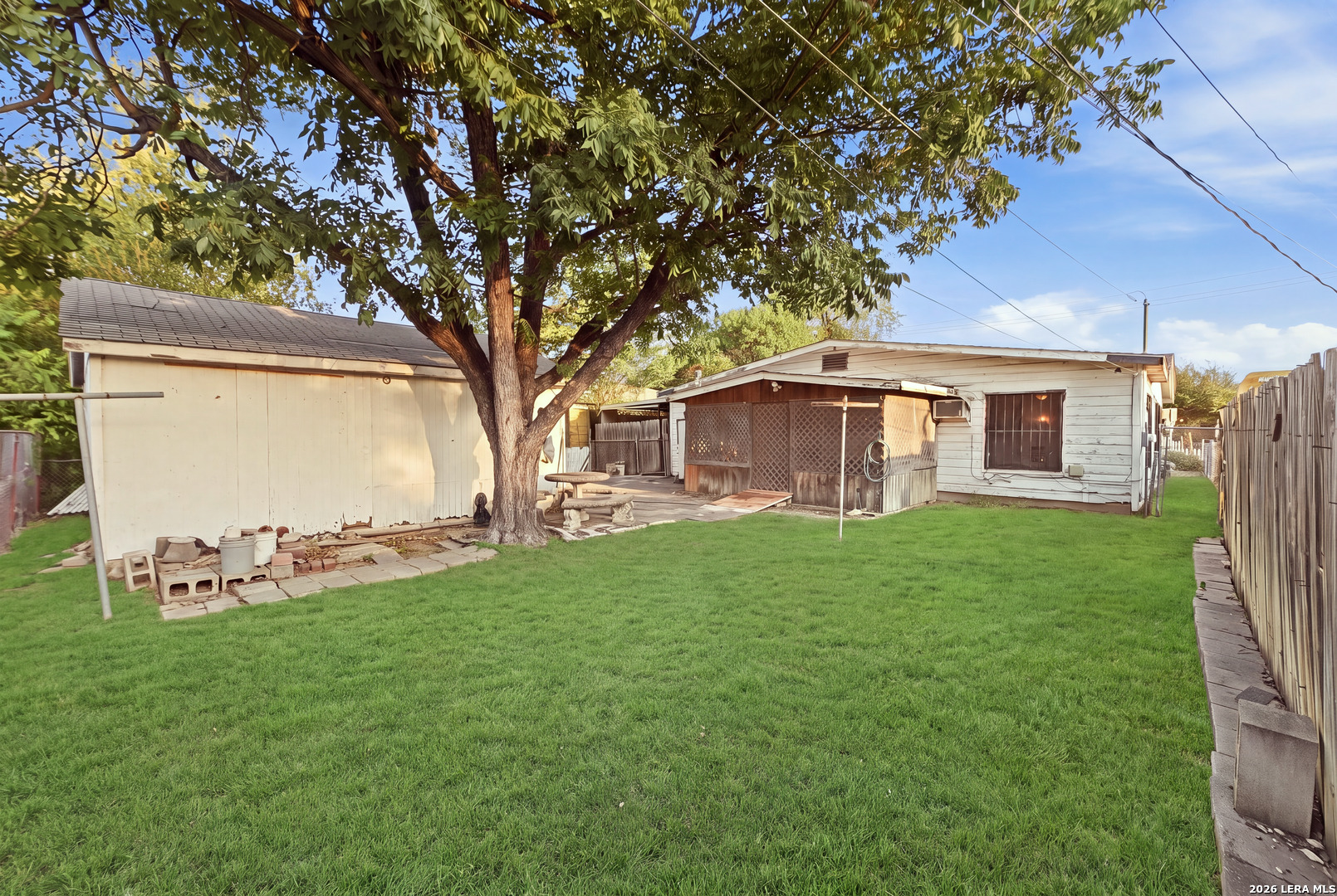 main property photo 39