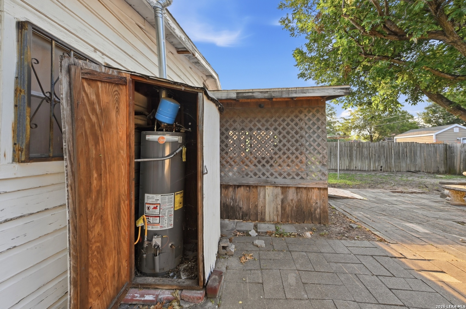 main property photo 43