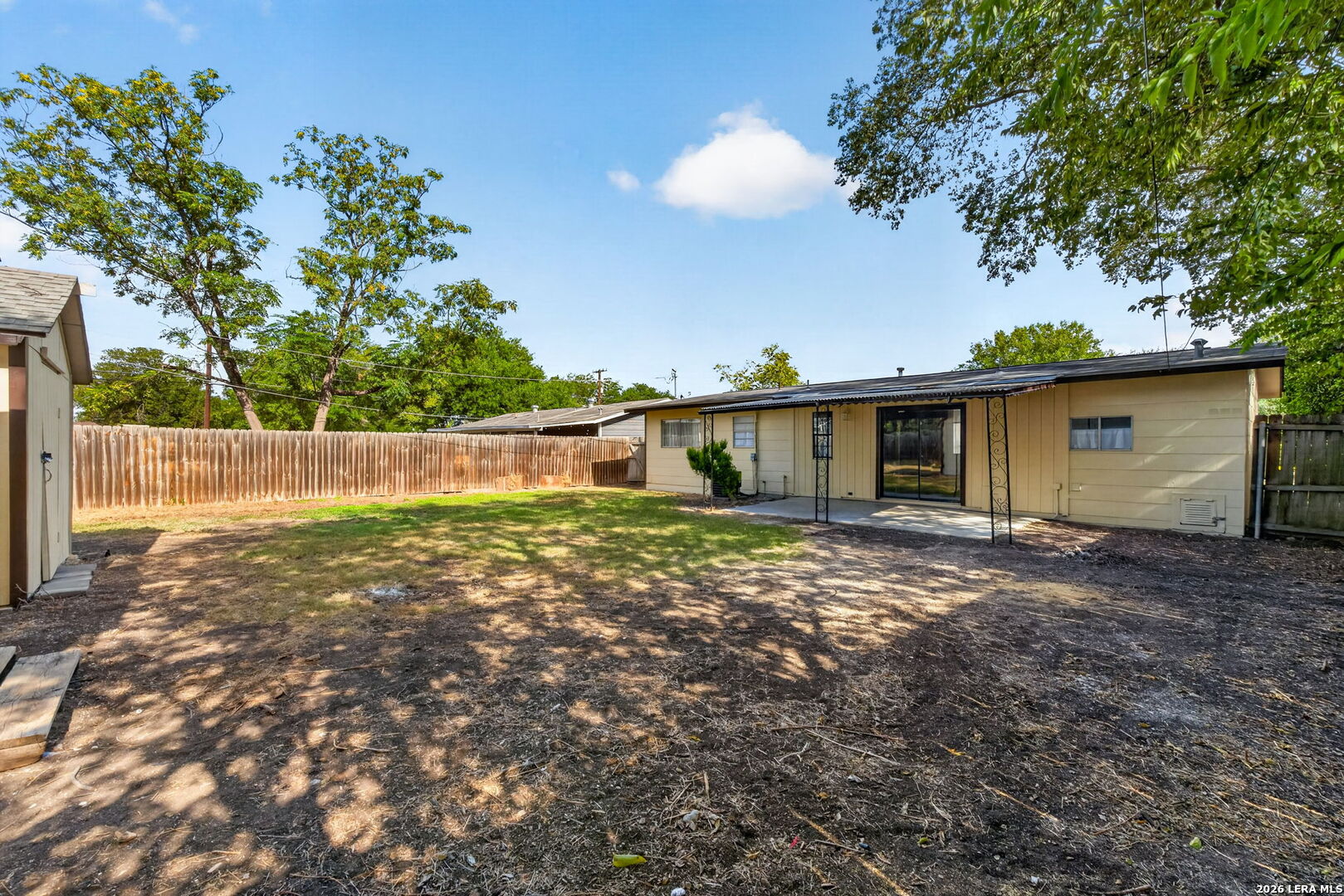 main property photo 27