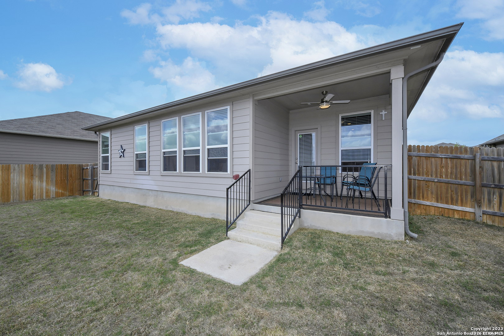 main property photo 22