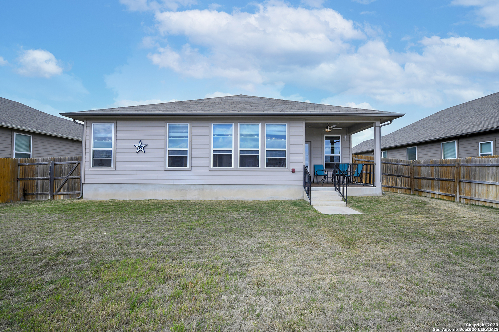 main property photo 24