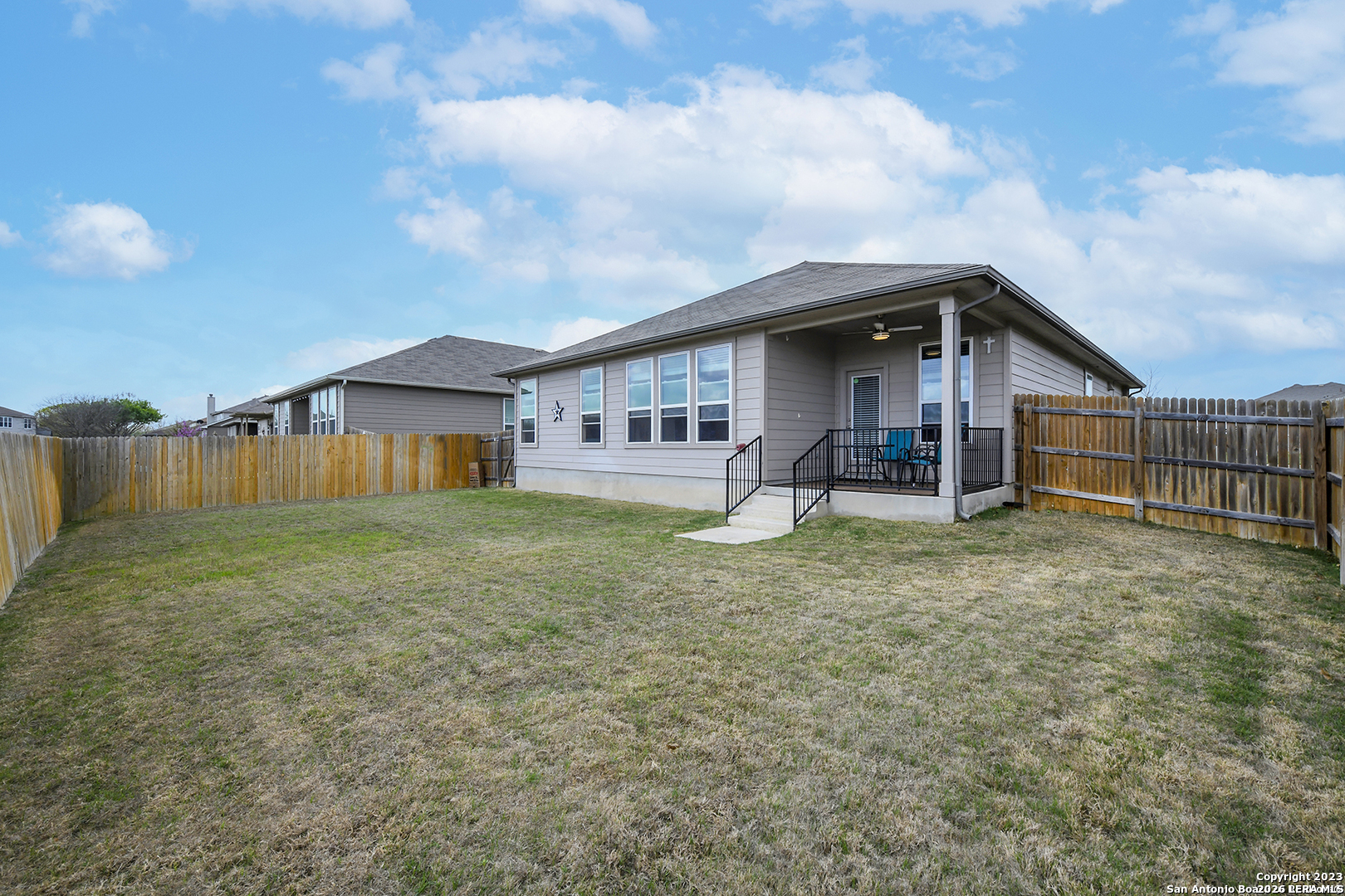 main property photo 25