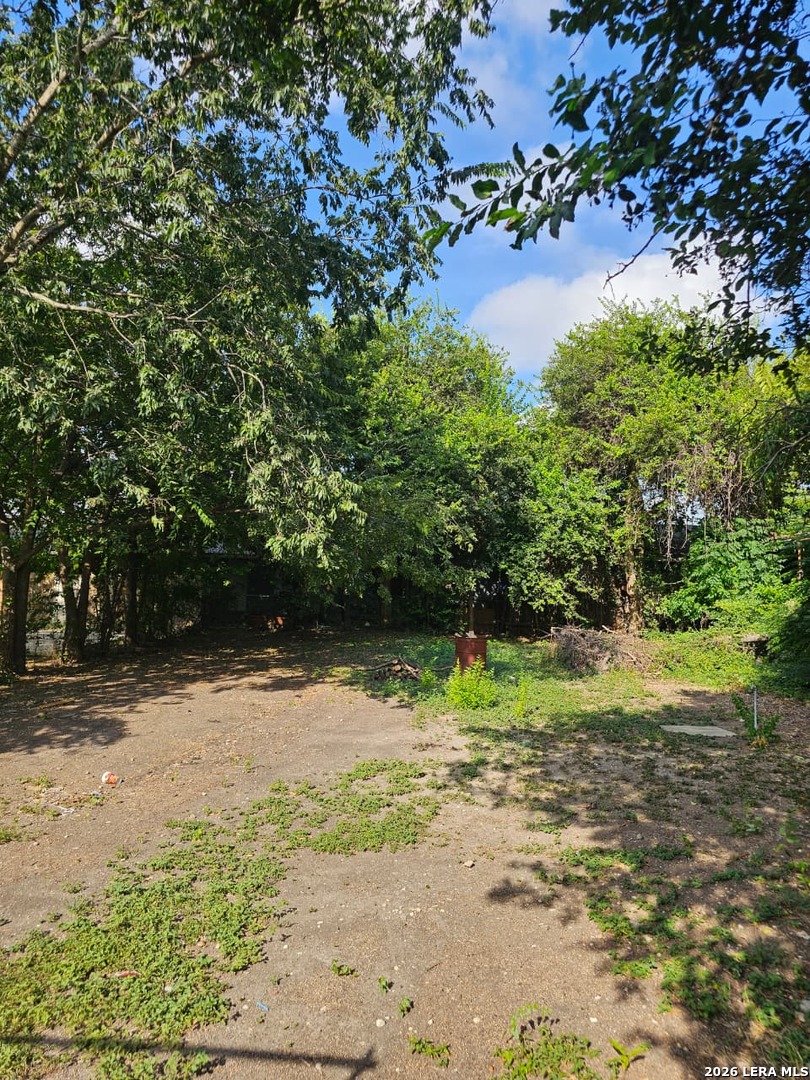 main property photo 6