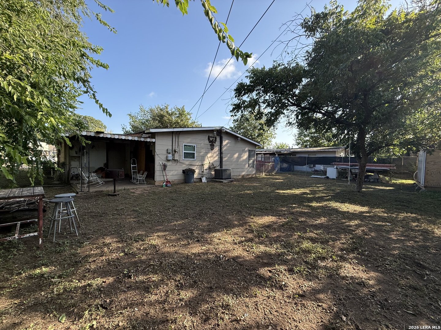 main property photo 14