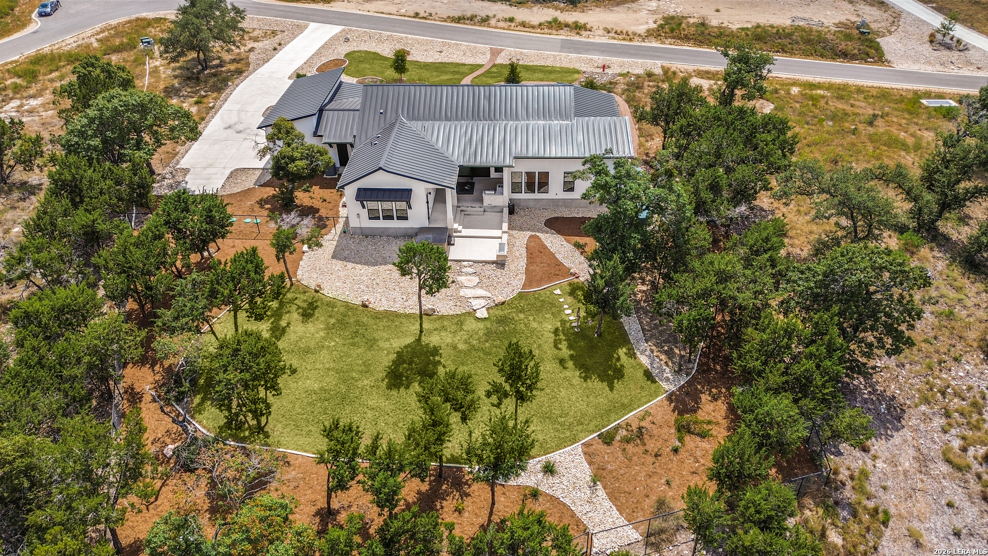 main property photo 50