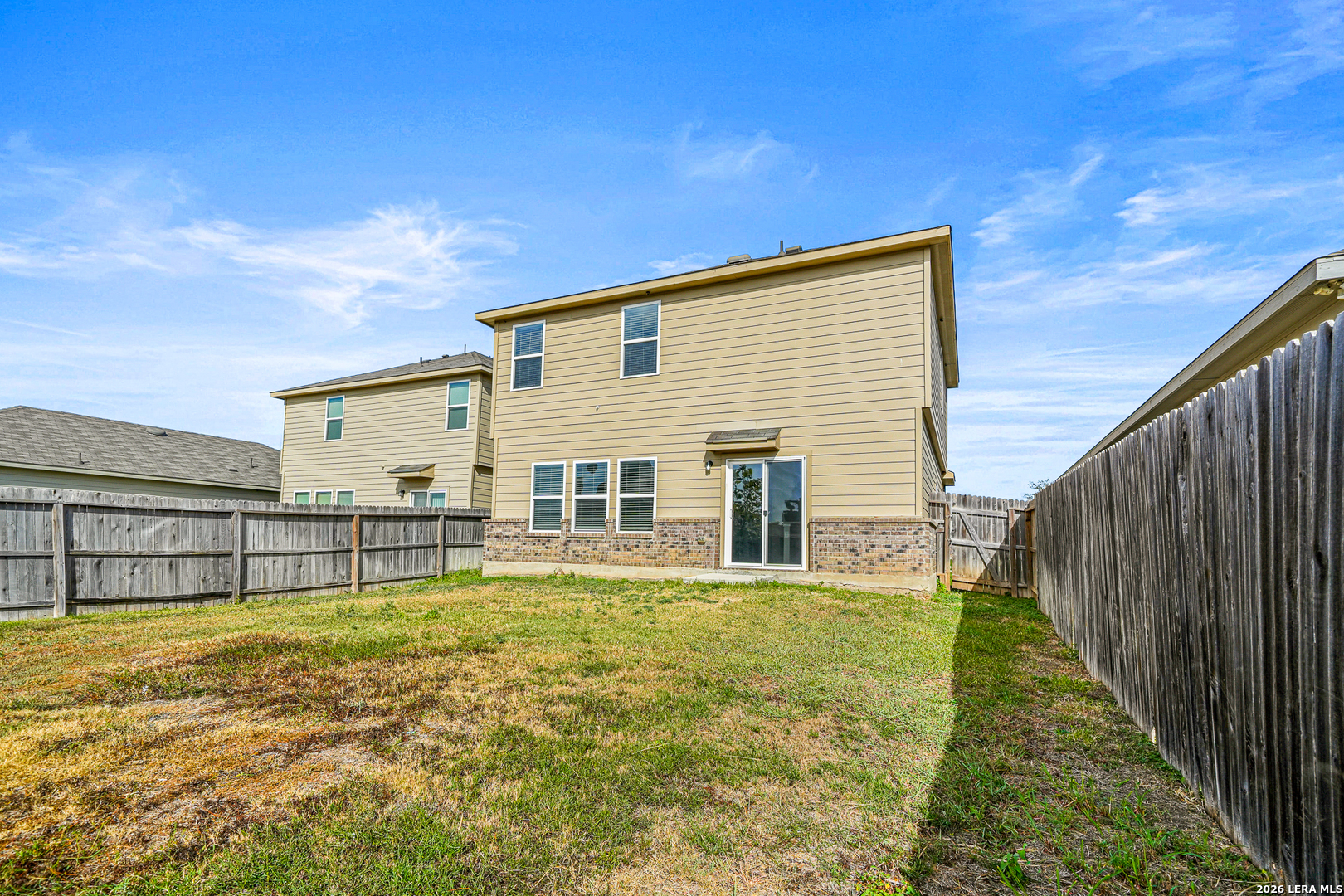 main property photo 27