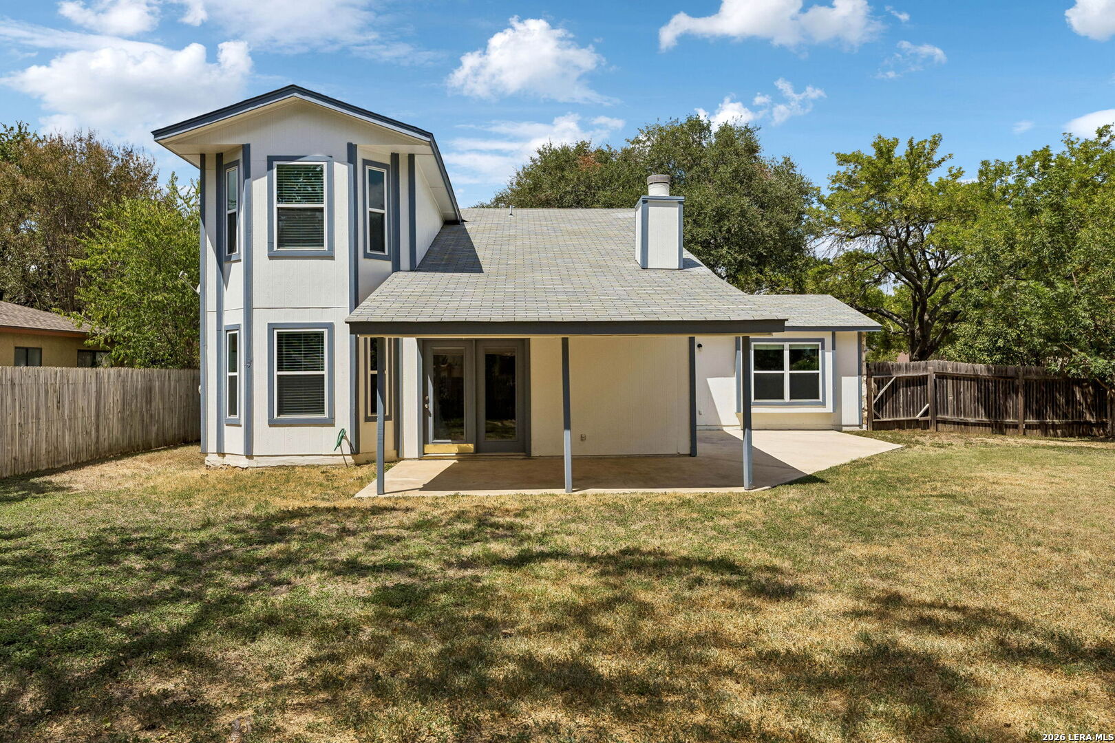main property photo 18