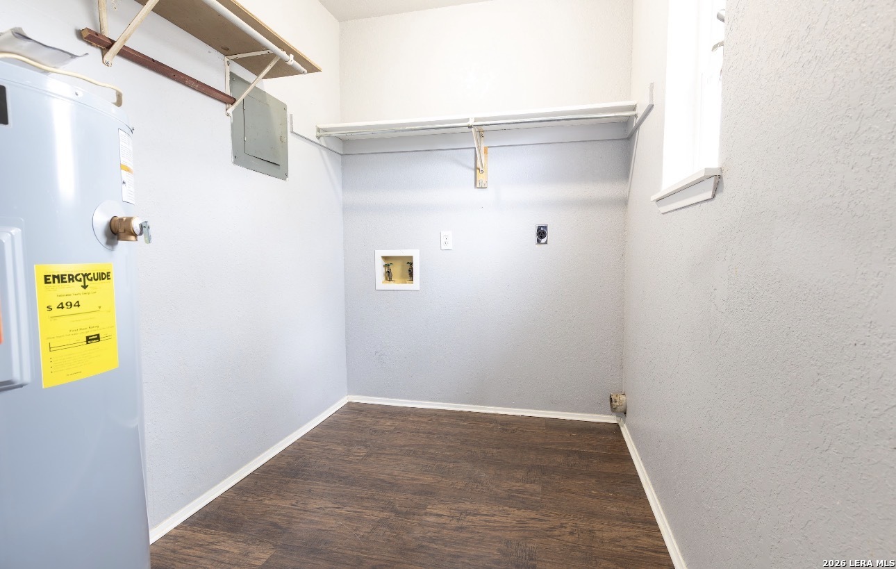 main property photo 10