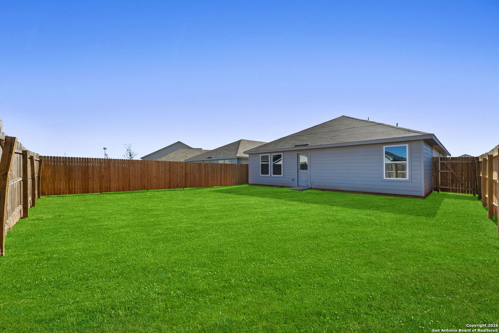 main property photo 24