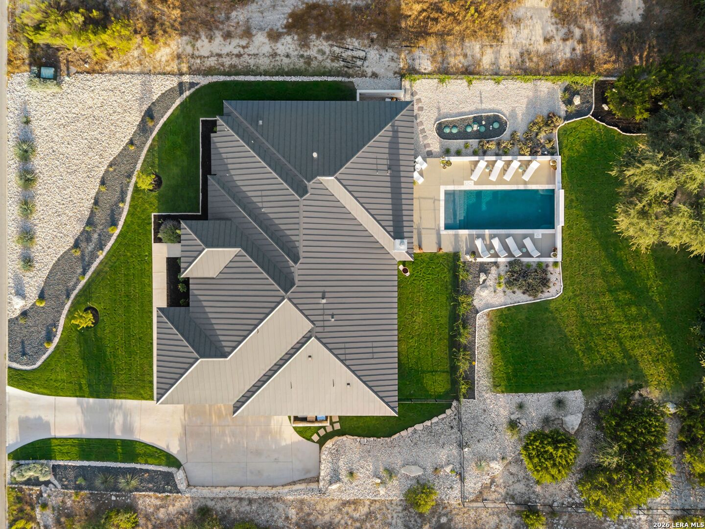 main property photo 107