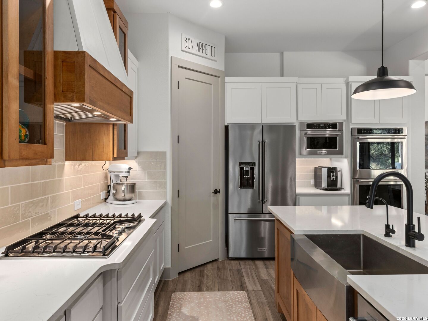 main property photo 74