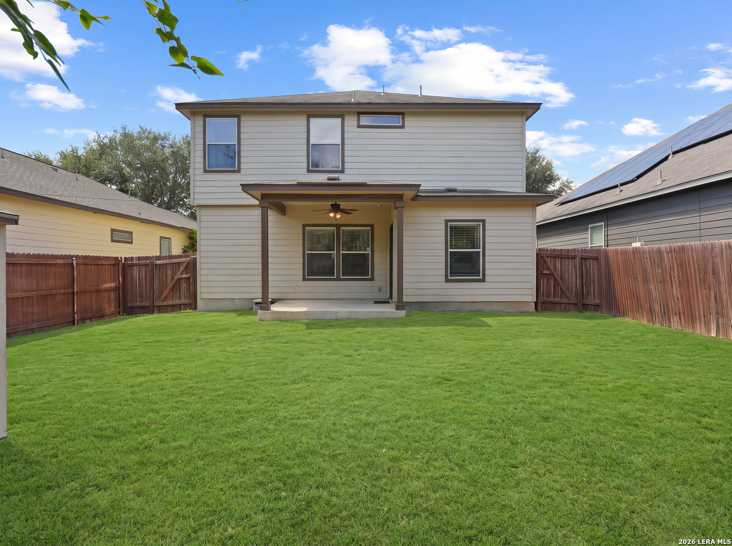 main property photo 28
