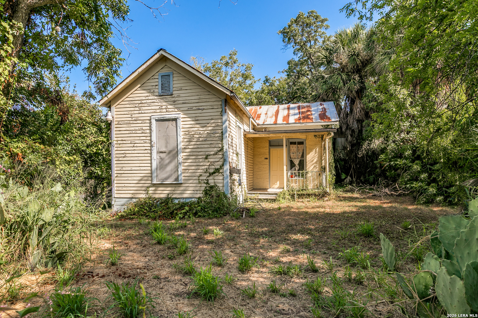 main property photo 5