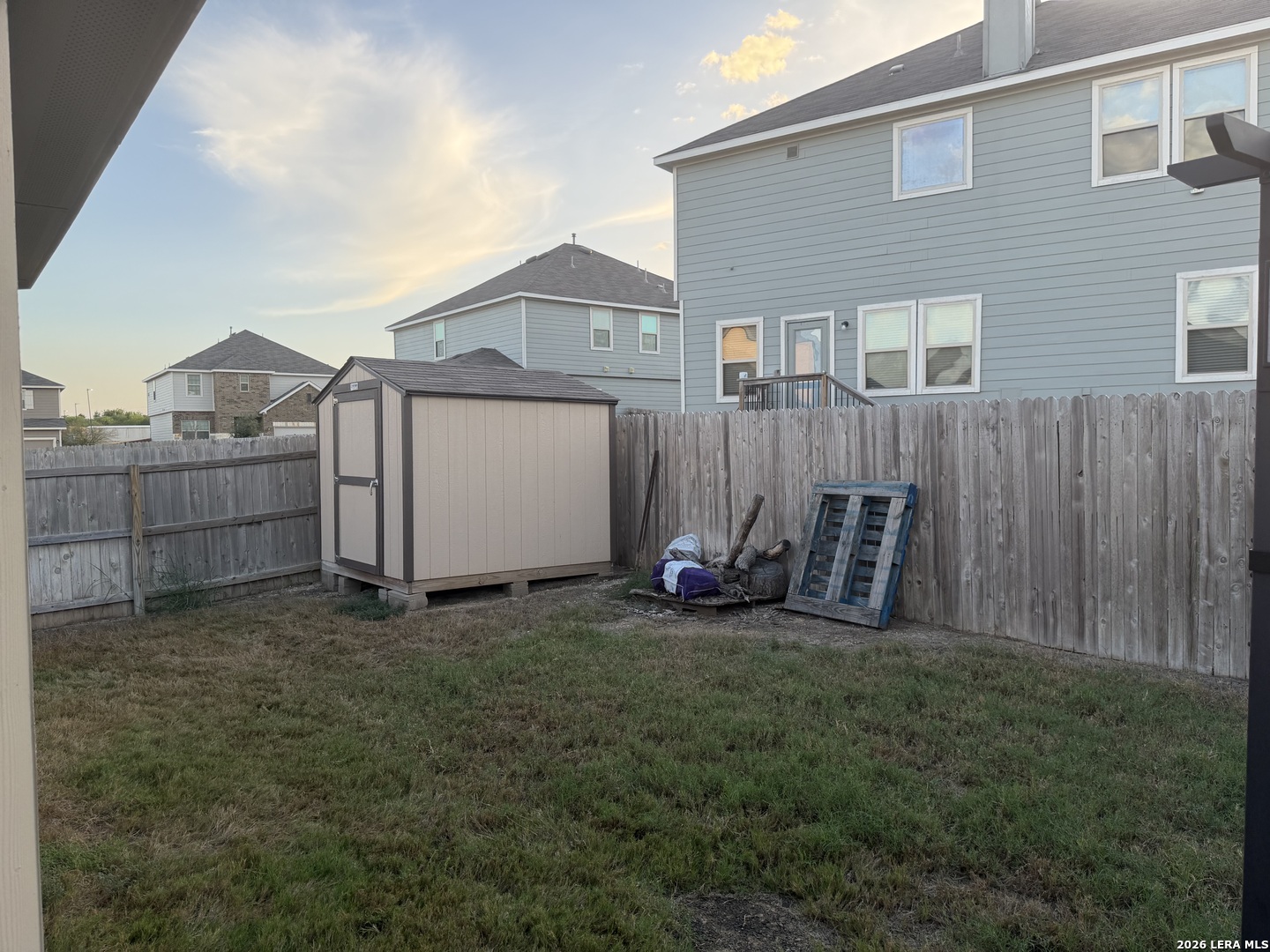 main property photo 18
