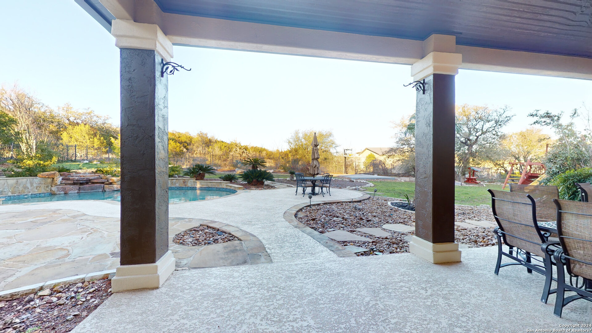 main property photo 68