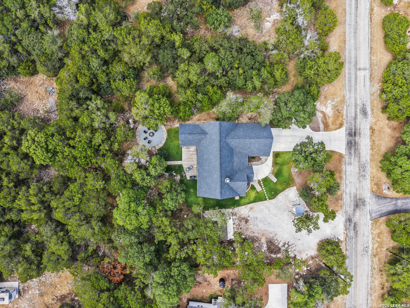 main property photo 36